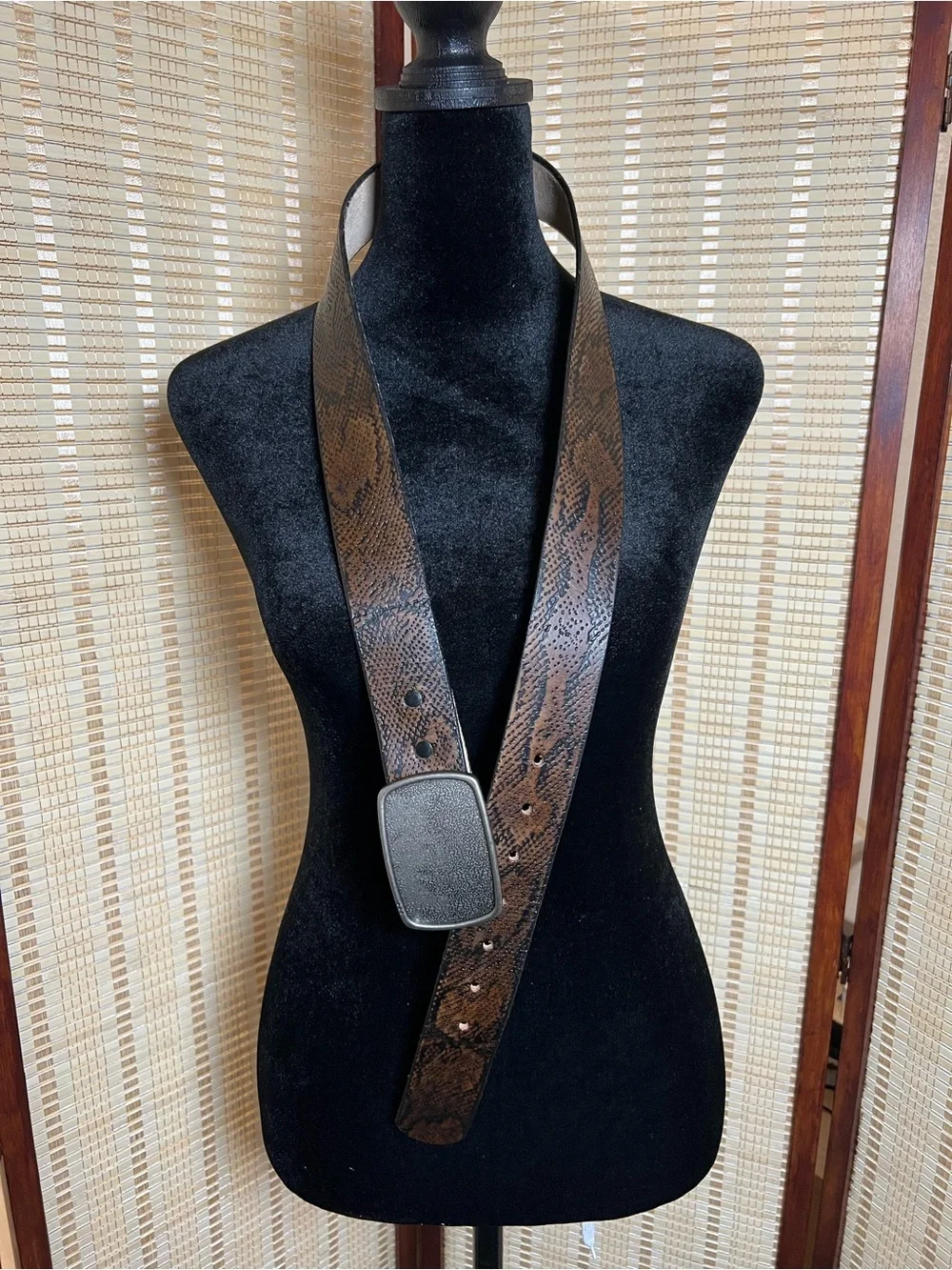 Vintage Leather Snakeskin Print Belt Distressed Pewter Buckle Size 32 Brown